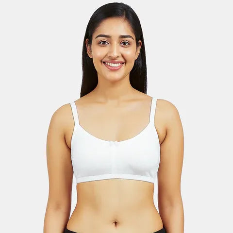 Comfortable white T-shirt bra Envie non wired non padded moulded 3/4th coverage workwear bra