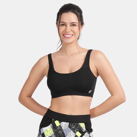 Black sports bra Envie non padded non wired full coverage comfortable gym workout bra for daily activewear