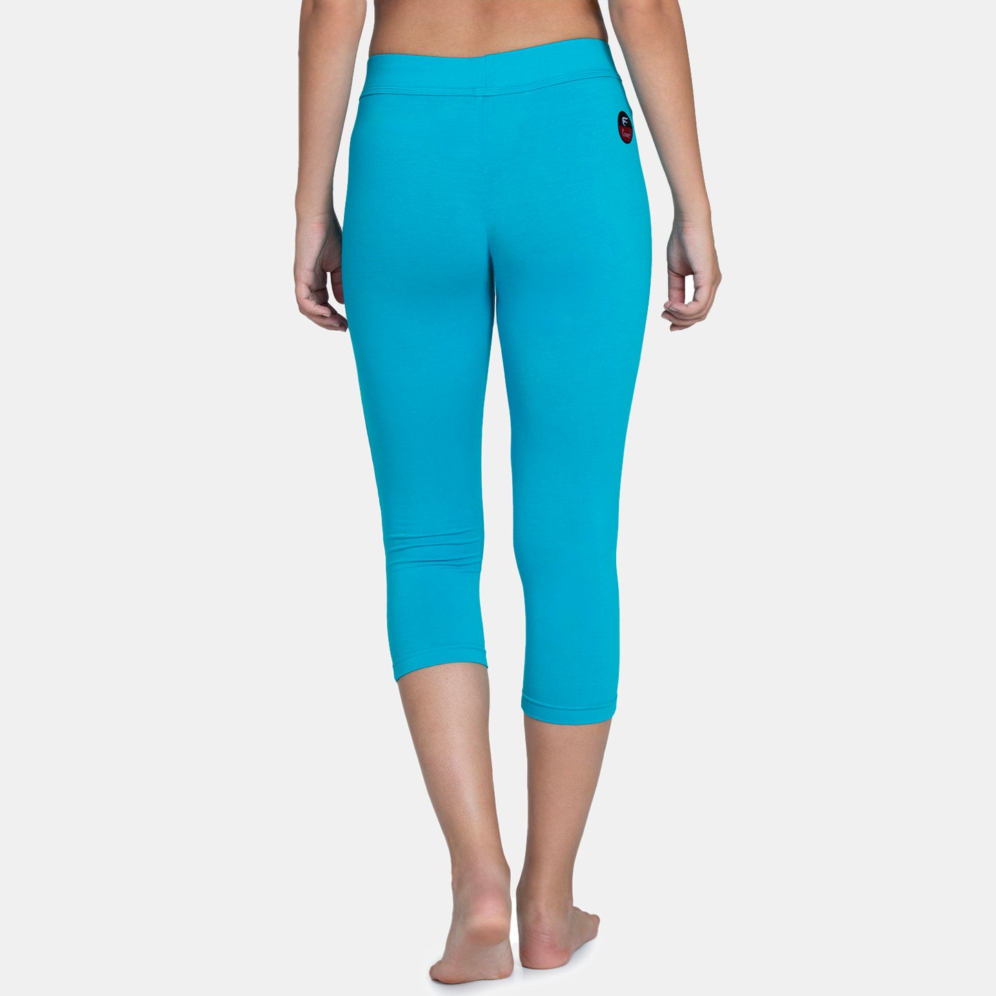 Envie Hugged Fit 3/4th Length Capri - NVCP6011