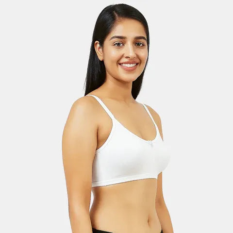 Comfortable white T-shirt bra Envie non wired non padded moulded 3/4th coverage workwear bra
