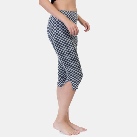 Envie Hugged Fit 3/4th Length Printed Capri - Assorted - NVCP6002 (Pink)